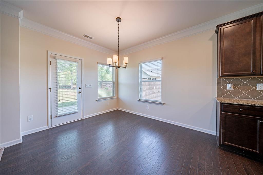 10 Edgewater Court Covington, GA 30016 - Photo 7 of 25