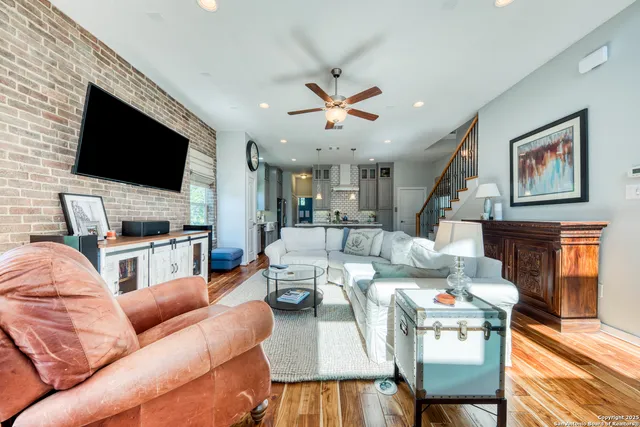 $3,150 | 3839 Harry Wurzbach Road, Unit 12, San Antonio, TX 78209