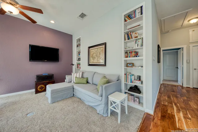 $3,150 | 3839 Harry Wurzbach Road, Unit 12, San Antonio, TX 78209