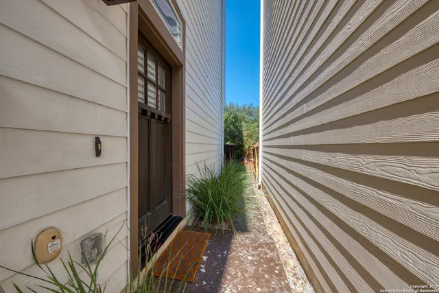 $3,150 | 3839 Harry Wurzbach Road, Unit 12, San Antonio, TX 78209