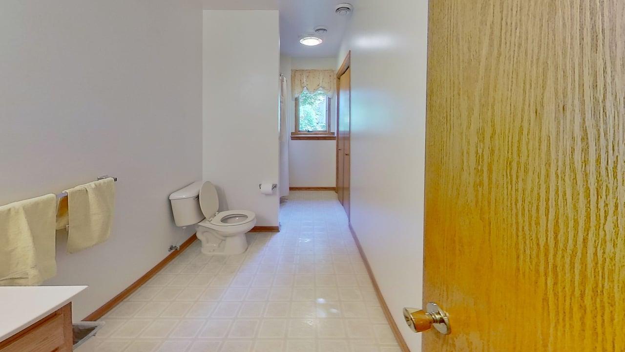 401 South Bruce Street Marshall, MN 56258 - Photo 21 of 45