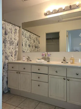 $1,975 | 706 South St Martin Drive, Gilbert, AZ 85233