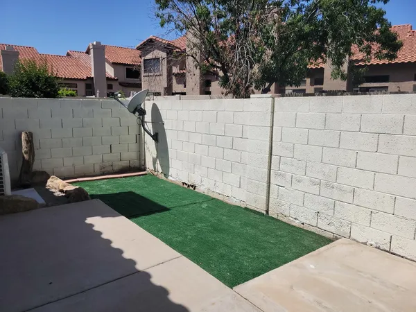 $1,975 | 706 South St Martin Drive, Gilbert, AZ 85233