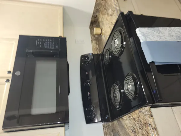 $1,975 | 706 South St Martin Drive, Gilbert, AZ 85233