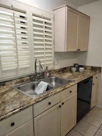 $1,975 | 706 South St Martin Drive, Gilbert, AZ 85233