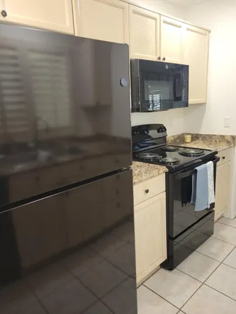 $1,975 | 706 South St Martin Drive, Gilbert, AZ 85233