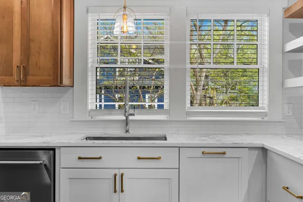 $3,950 | 795 St Charles Avenue Northeast, Unit ONE, Atlanta, GA 30306