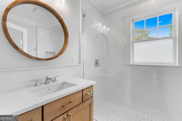 $3,950 | 795 St Charles Avenue Northeast, Unit ONE, Atlanta, GA 30306