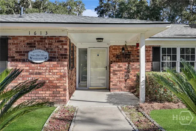 $460,000 | 1613 Lake Drive, Midway, GA 31320