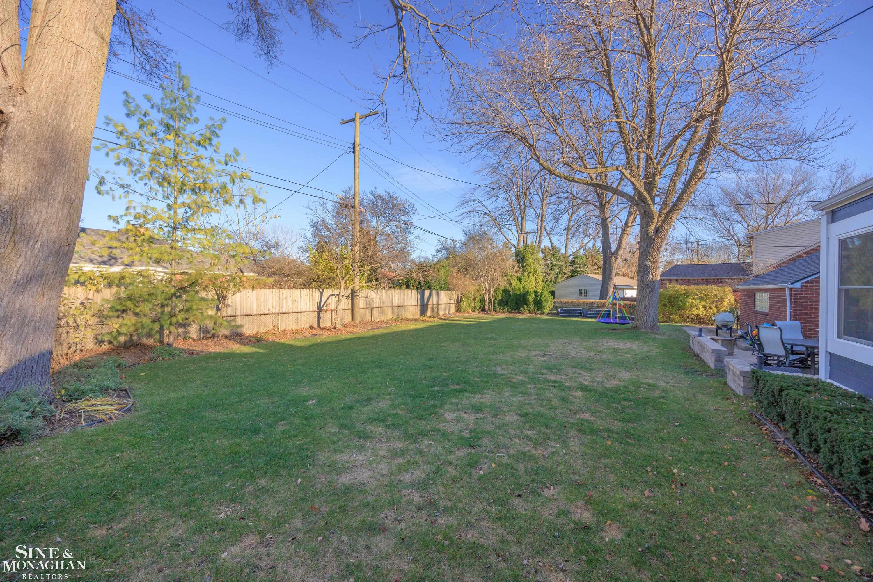 474 Lexington Road Grosse Pointe Farms, MI 48236 - Photo 35 of 62