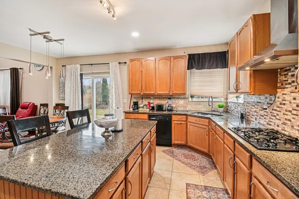 $615,000 | 7421 Prescott Lane, Gurnee, IL 60031