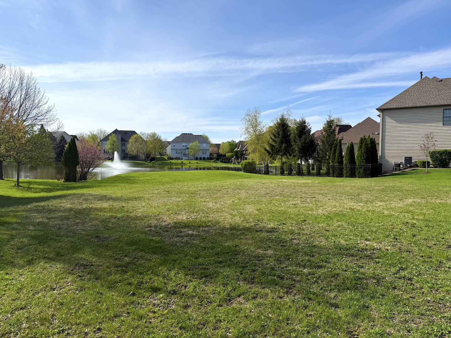 710 Reserve Lane Joliet, IL 60431 - Photo 3 of 5