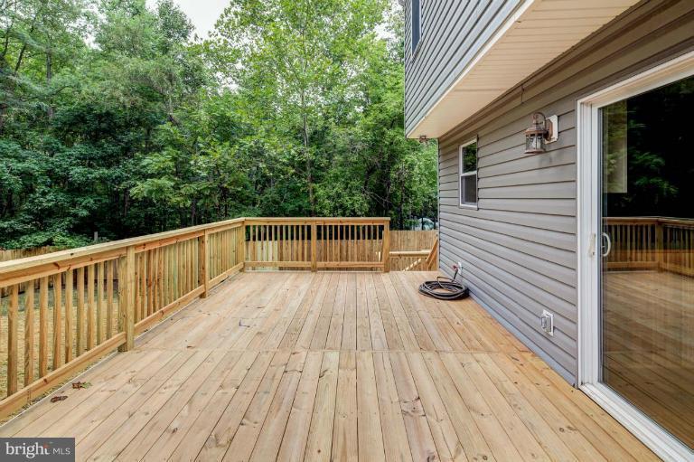 57 Jones Station Road Arnold, MD 21012 - Photo 25 of 30 Exterior (Rear)