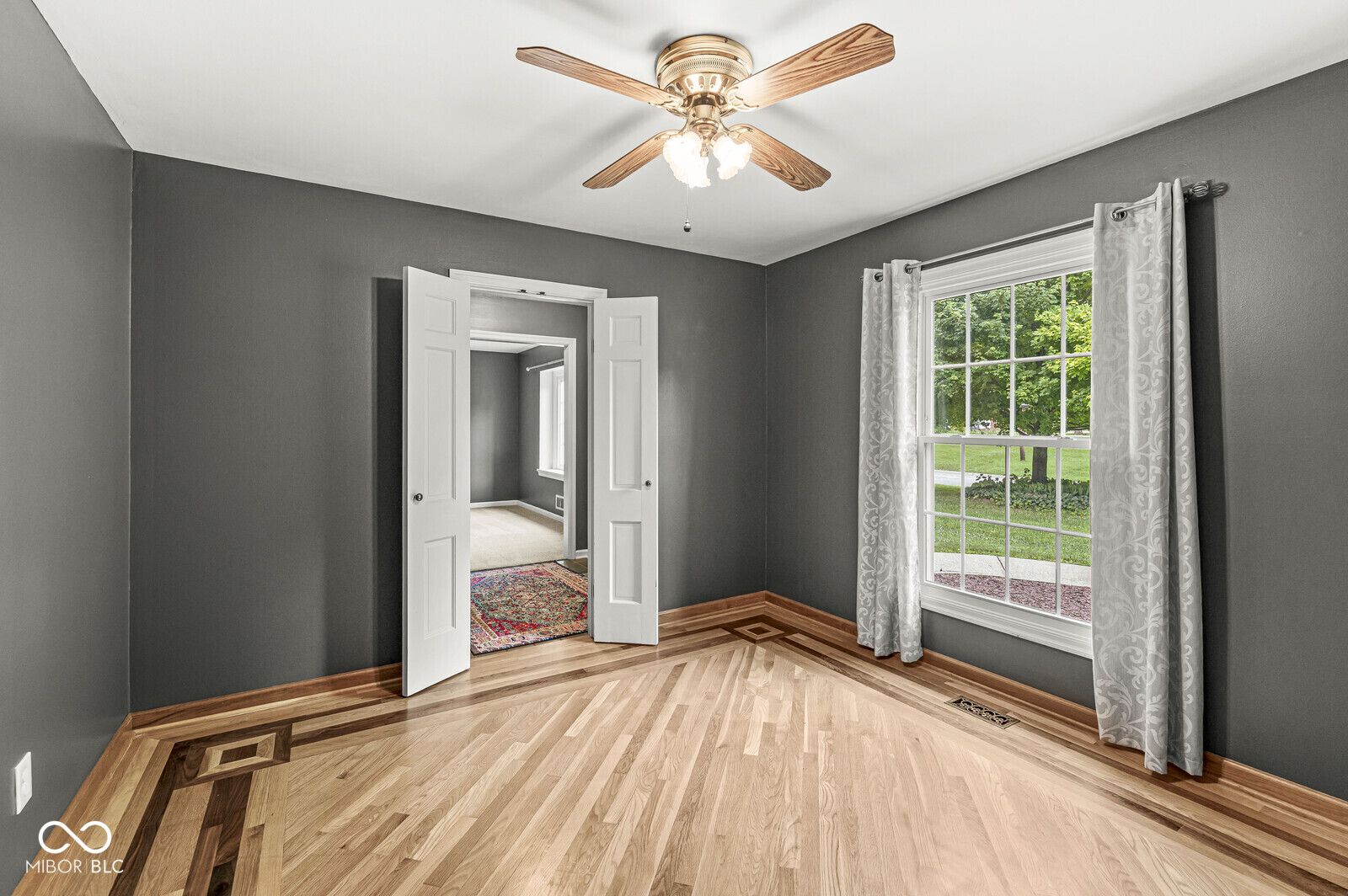 Gallery Image 6