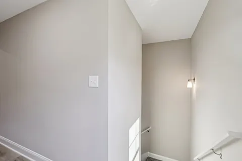 $319,400 | 326 Cardinal Crk Drive, Clarksville, TN 37040