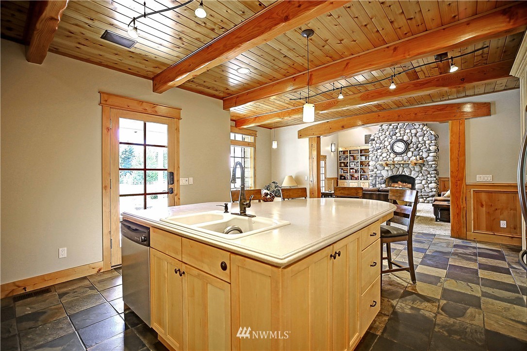 6316 Silvana Terrace Road Stanwood, WA 98292 - Photo 8 of 40 Gallery Image 8
