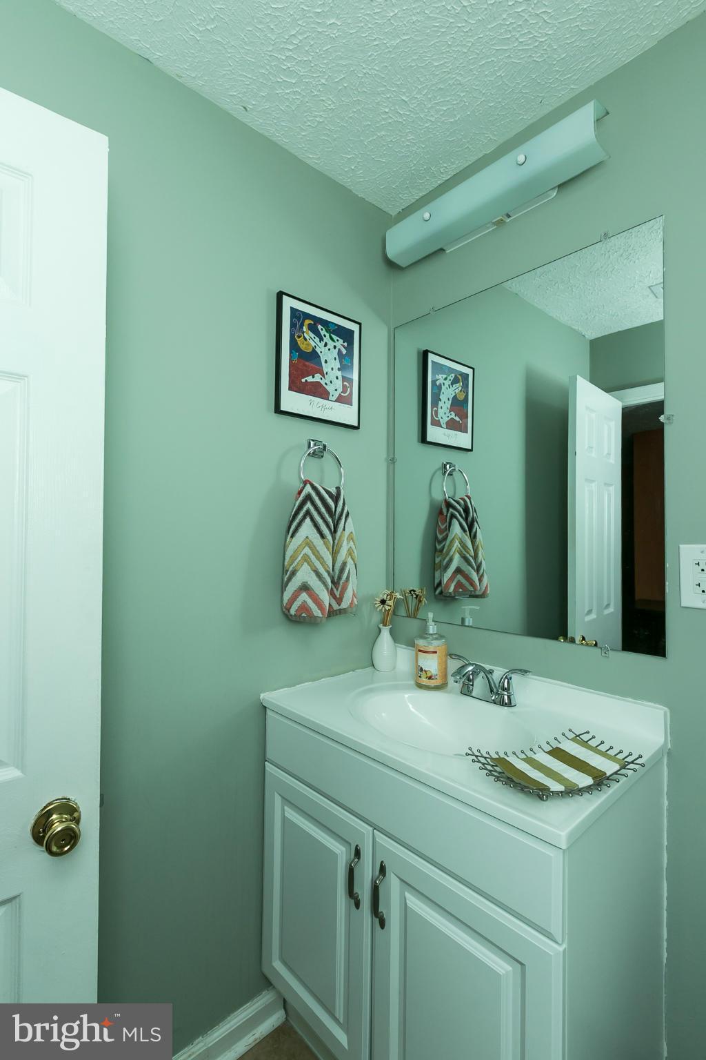 3101 Northmont Road Baltimore, MD 21244 - Photo 23 of 27 Bath