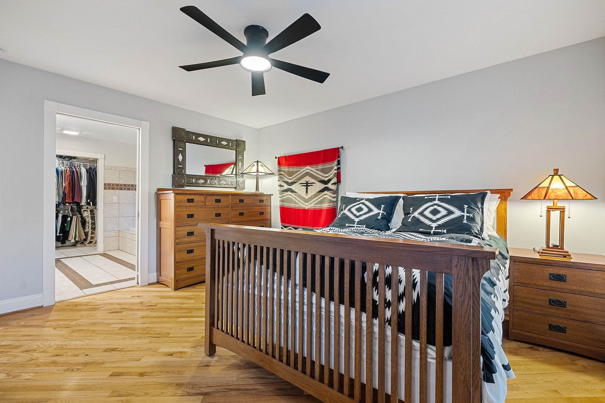 574 Hayes Ridge Road Lancaster, TN 38569 - Photo 12 of 53 a view of a hallway