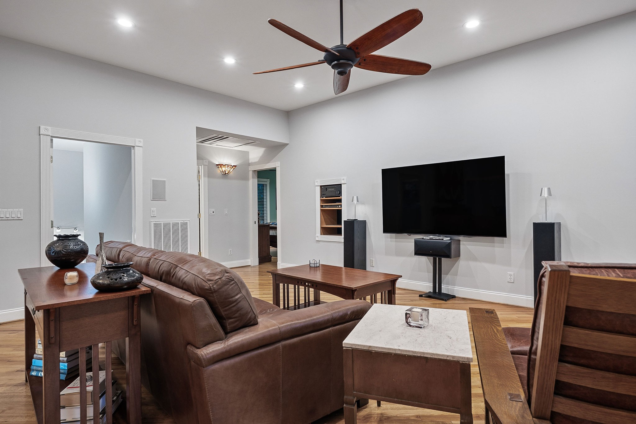574 Hayes Ridge Road Lancaster, TN 38569 - Photo 14 of 53 a living room with furniture and a flat screen tv