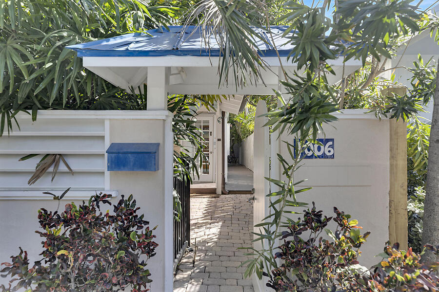 1006 Seminary Street Key West, FL 33040 - Photo 5 of 43 virtual-tour-361378-08