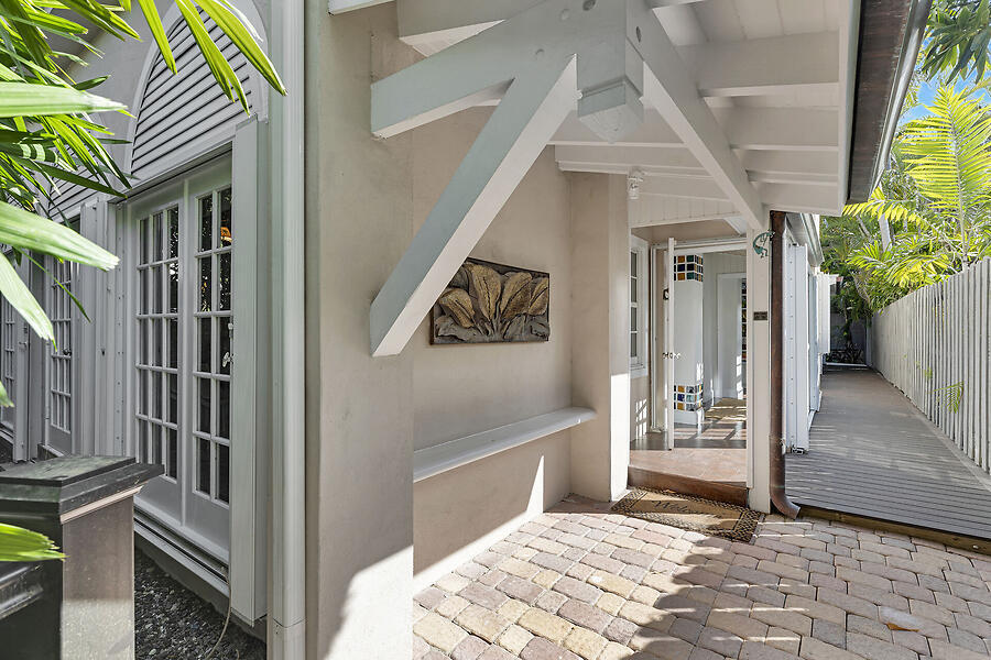 1006 Seminary Street Key West, FL 33040 - Photo 6 of 43 virtual-tour-361378-09