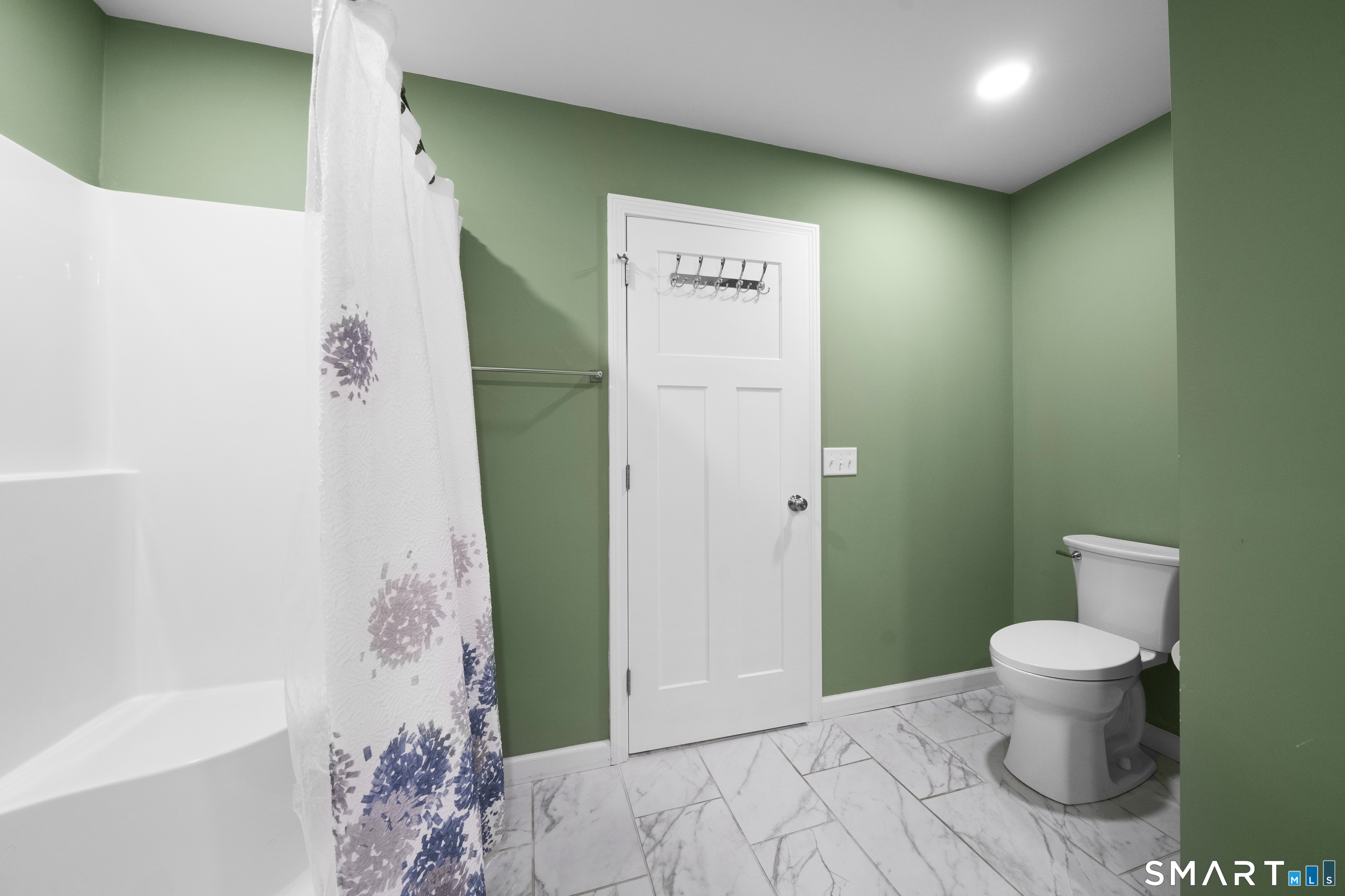 15 3rd Street Windsor Locks, CT 06096 - Photo 15 of 30 Primary Ensuite Bath