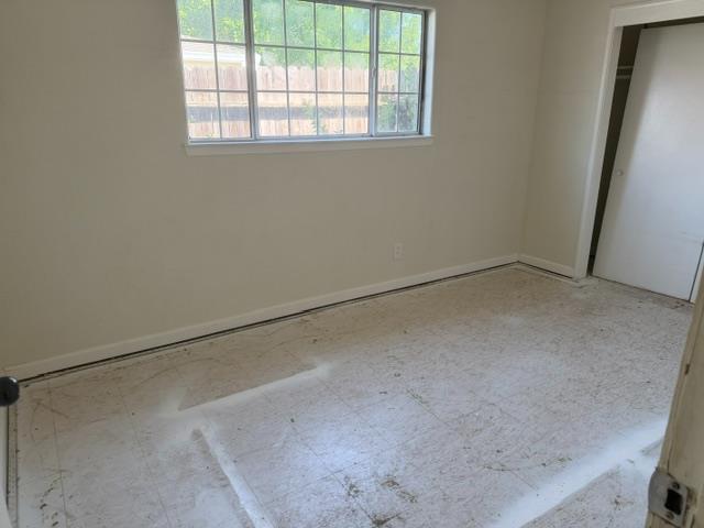 337 Quadra Avenue Rio Linda, CA 95673 - Photo 16 of 27 an empty room with a window