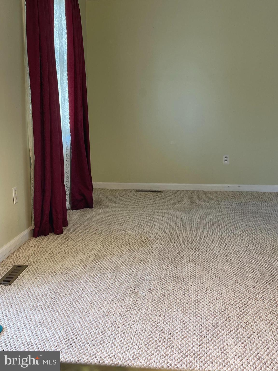 175 Blackwell Road Colonial Beach, VA 22443 - Photo 11 of 27 Dining Room