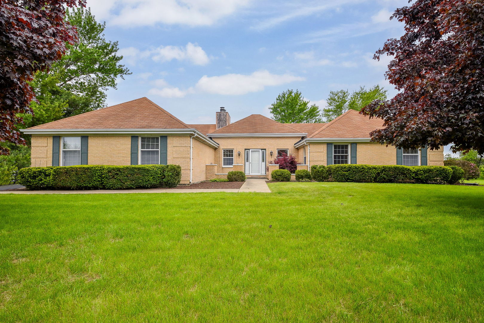 2N580 Beith Road Elburn, IL 60119 - Photo 1 of 29 Gallery Image 1
