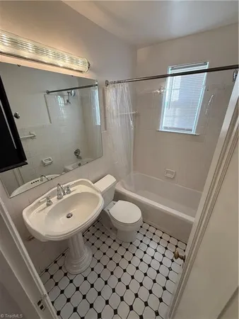 $1,295 | 1314 Glade Street Northwest, Unit 35, Winston-Salem, NC 27101