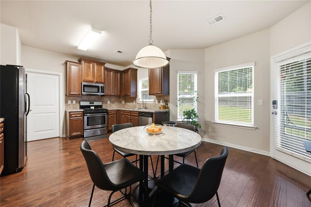 3096 Fonseca Pass Atlanta, GA 30349 - Photo 11 of 32 Gallery Image 11