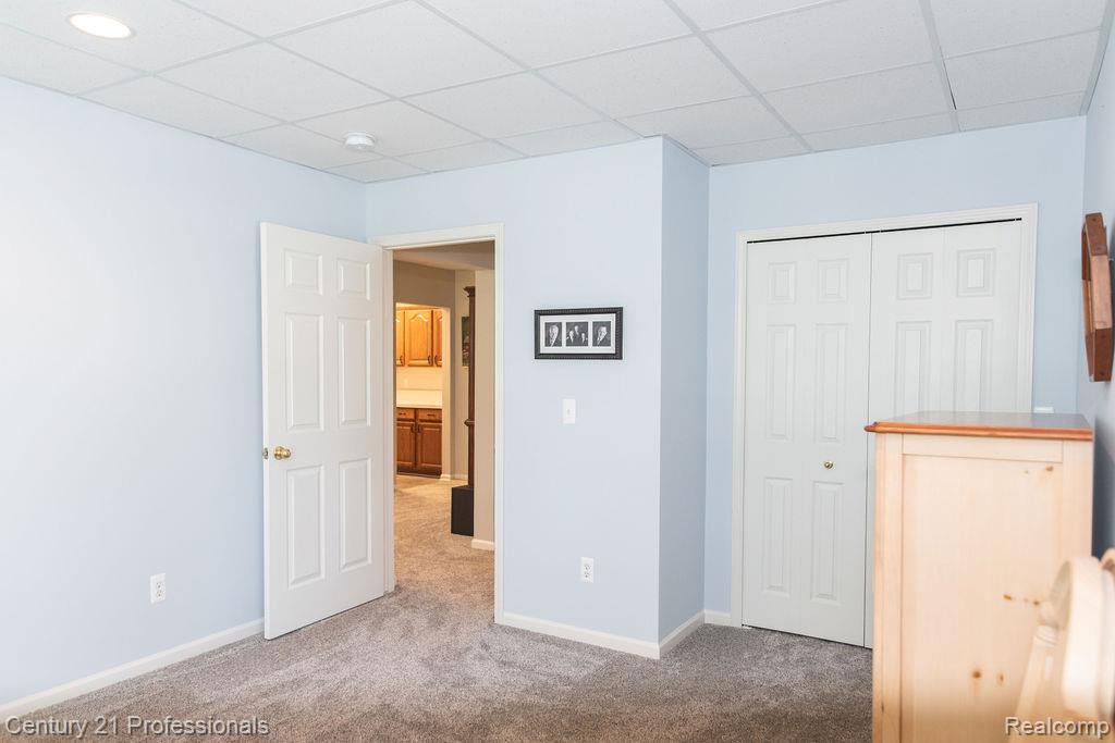 767 East Bluff Court Rochester Hills, MI 48306 - Photo 48 of 52
