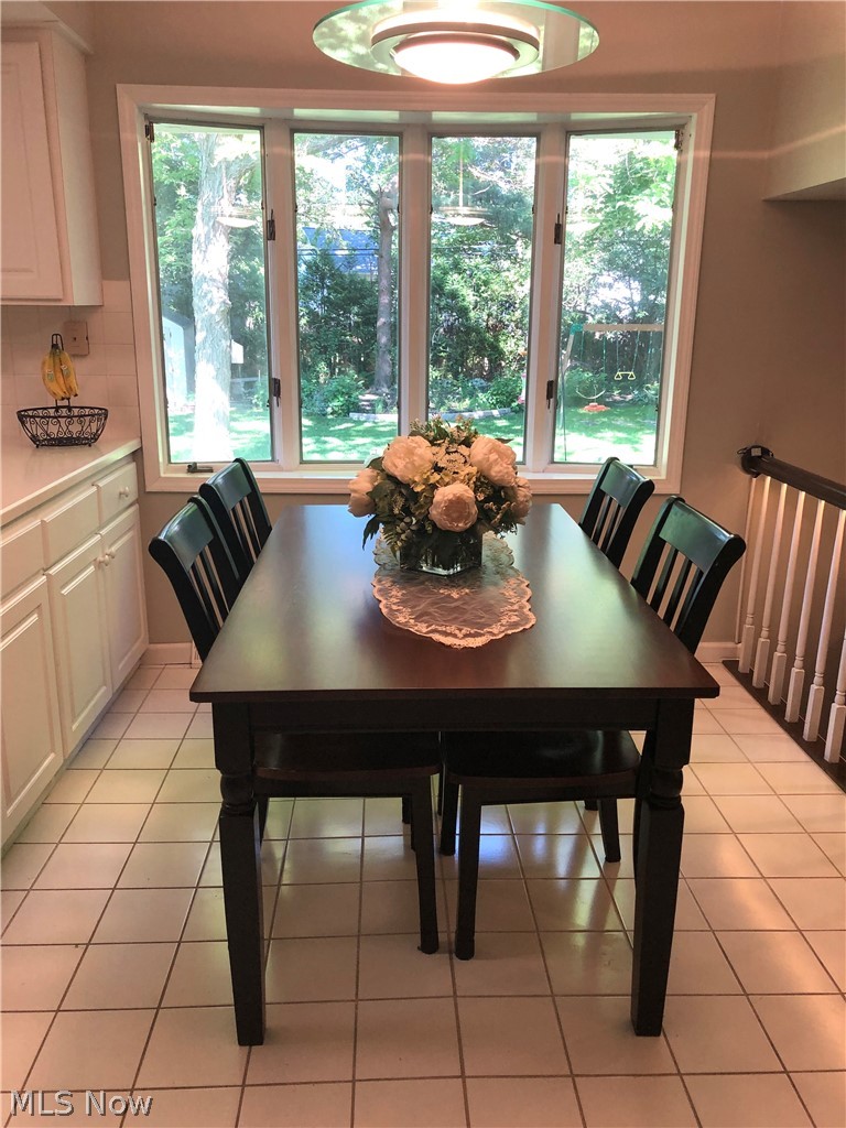 1921 Winchester Road Cleveland, OH 44124 - Photo 19 of 34