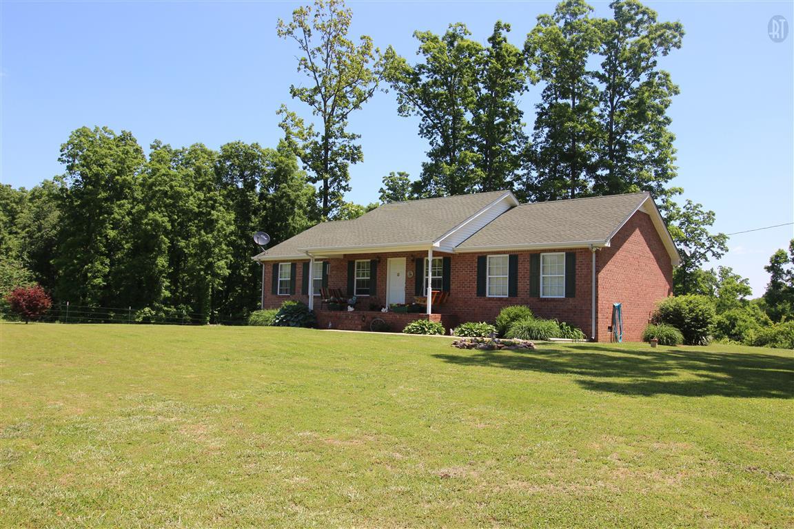 1960 Tummins Road McEwen, TN 37101 - Photo 1 of 11 Gallery Image 1
