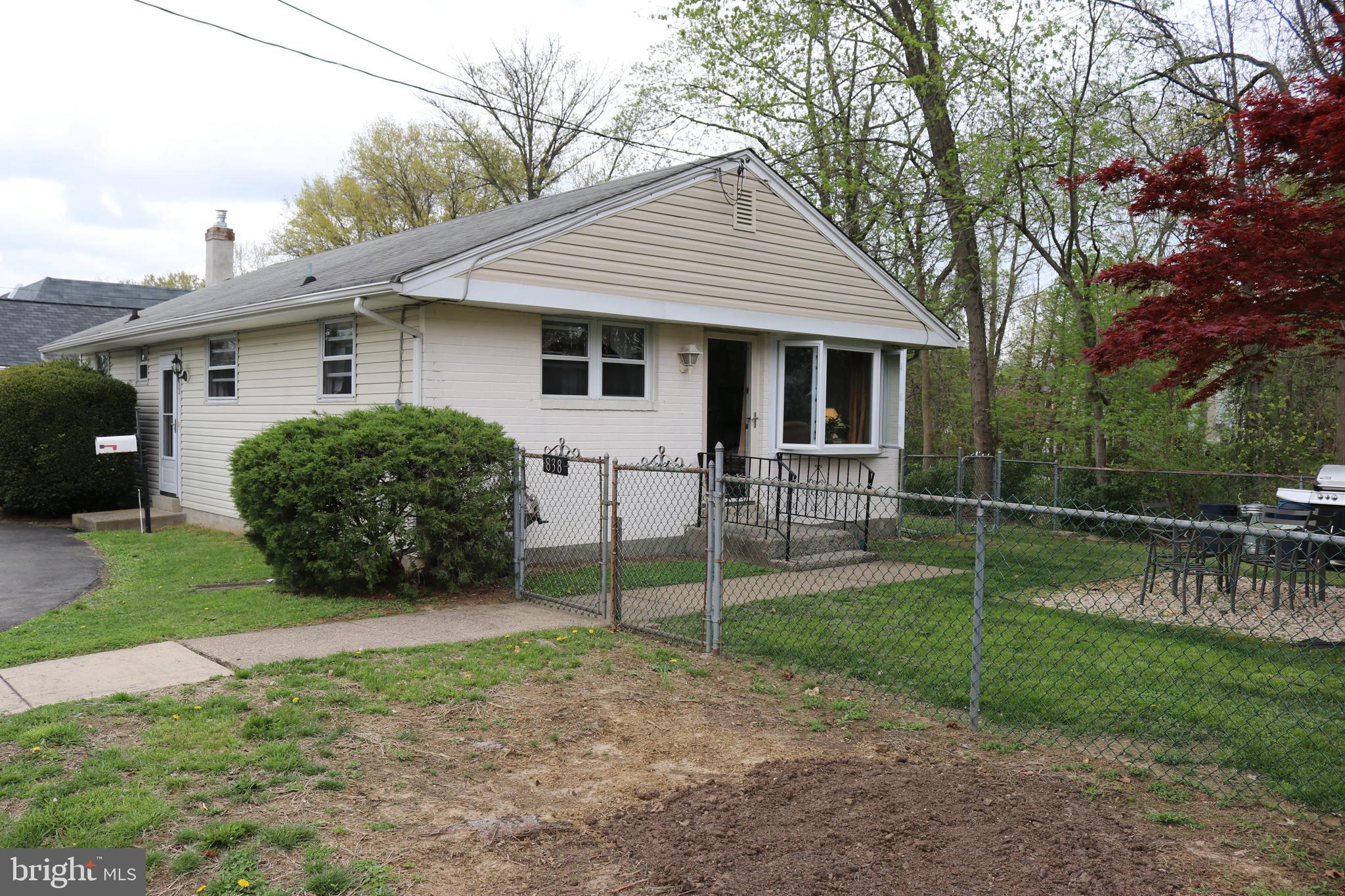 838 Haverford Road Ridley Park, PA 19078 - Photo 4 of 27