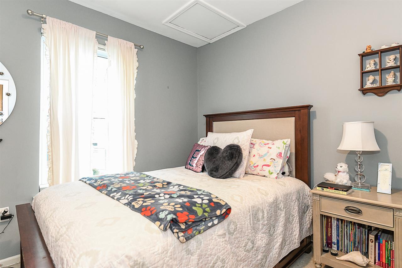 51879 Rivard Road New Baltimore, MI 48047 - Photo 19 of 28 50031729-18.JPG