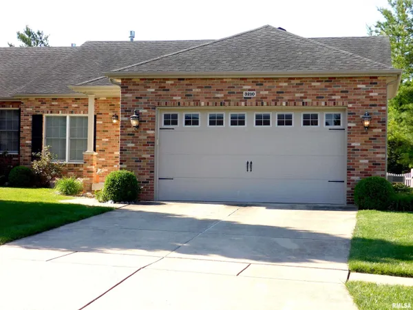 $274,900 | 3210 Mackinaw Lane, Springfield, IL 62711