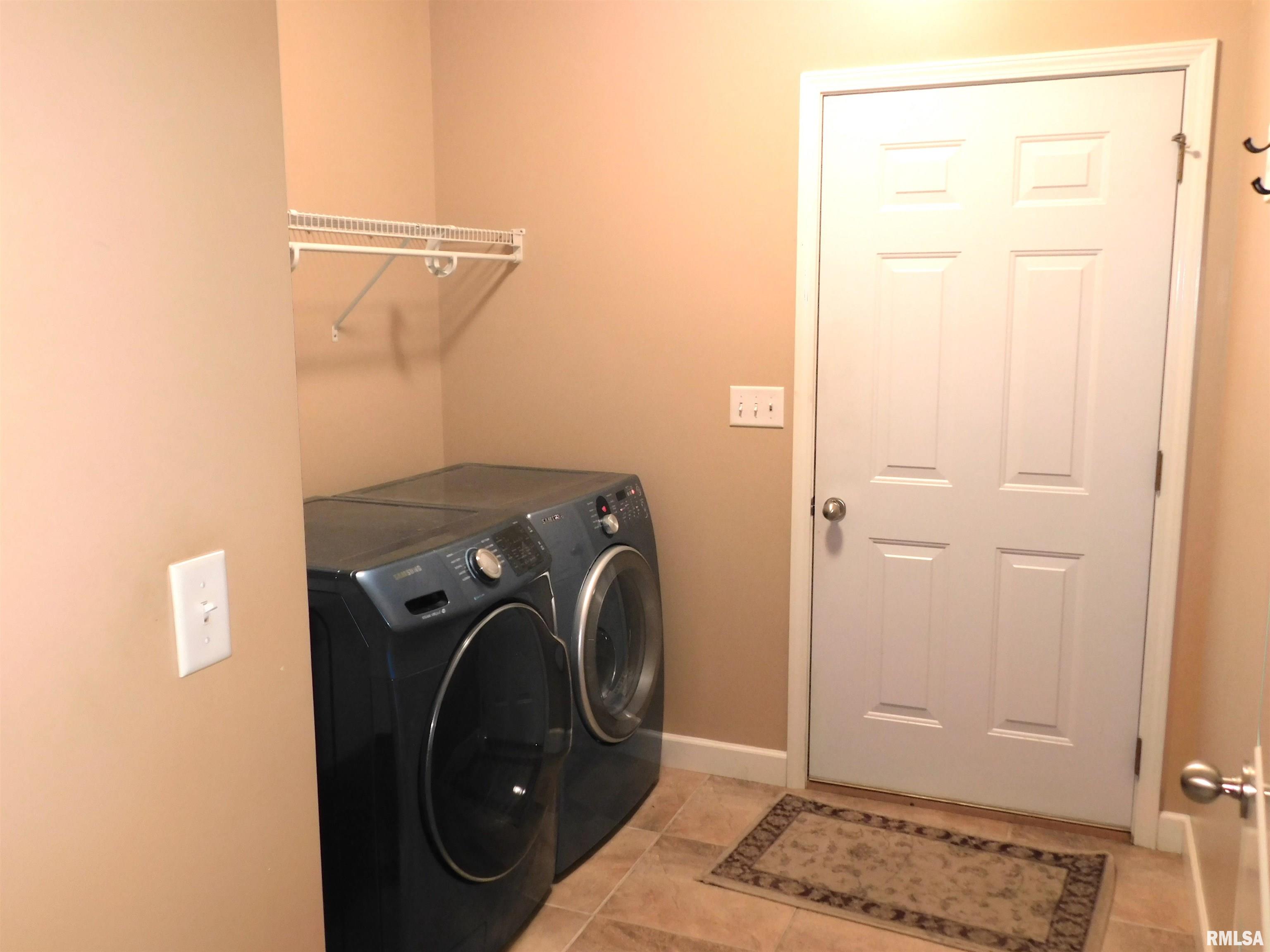 3210 Mackinaw Lane Springfield, IL 62711 - Photo 12 of 29