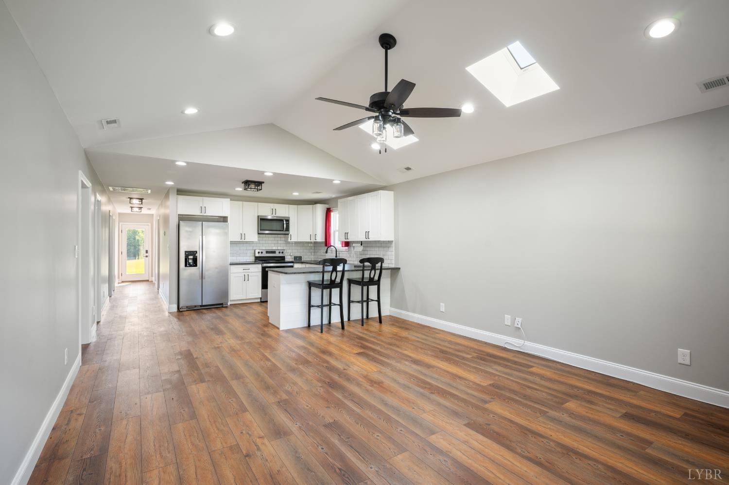 129 Ned Brown Road Amherst, VA 24521 - Photo 5 of 50