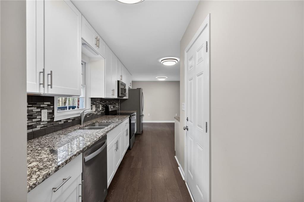 1312 Mulberry Rock Road Temple, GA 30179 - Photo 11 of 29