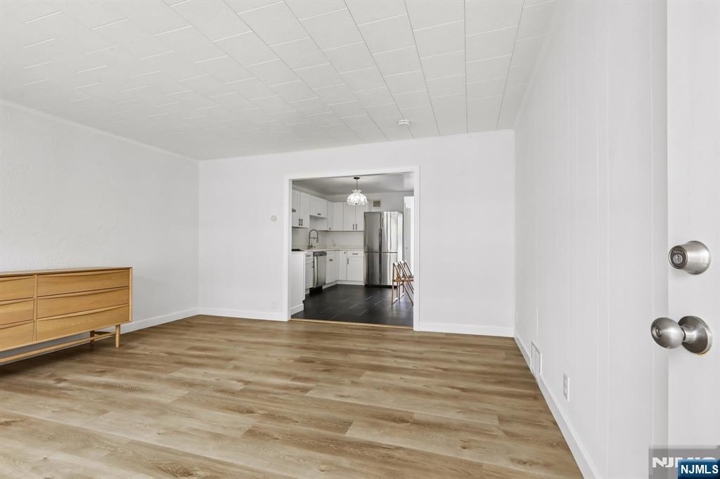 63 Garrison Street Newark, NJ 07105 - Photo 8 of 40