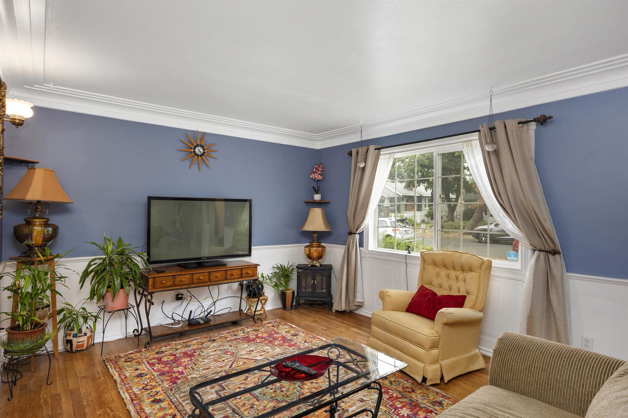 408 East Crown Avenue Spokane, WA 99207 - Photo 4 of 22