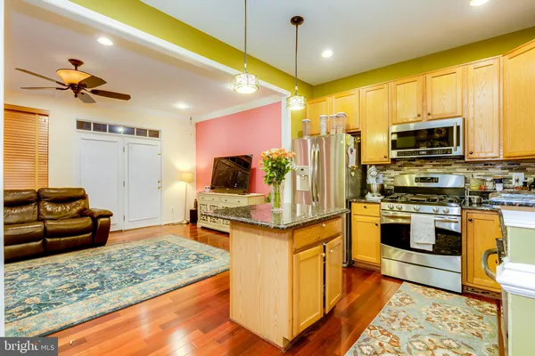 $3,300 | 13665 St Johns Wood Place, Herndon, VA 20171