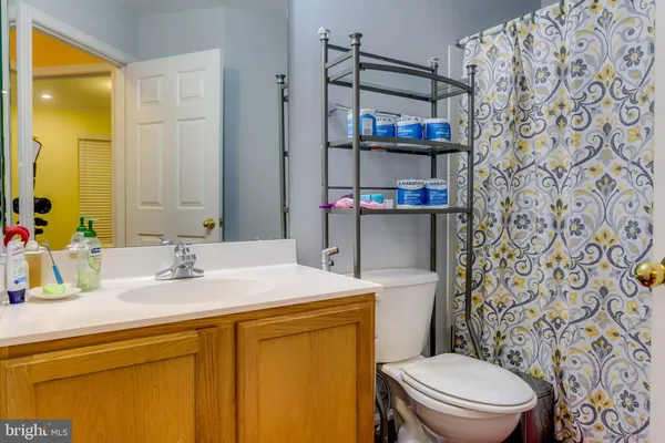 $3,300 | 13665 St Johns Wood Place, Herndon, VA 20171