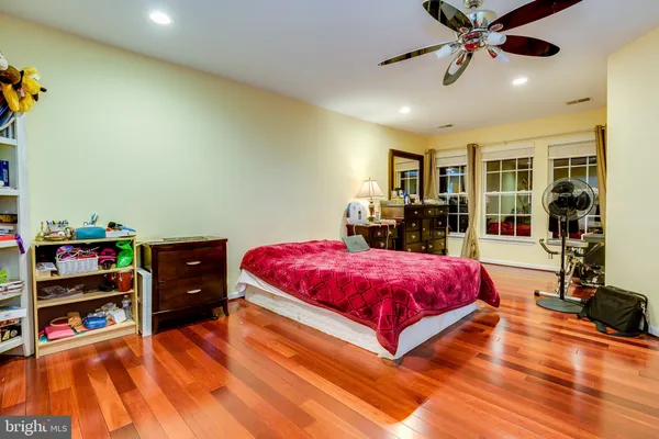 $3,300 | 13665 St Johns Wood Place, Herndon, VA 20171