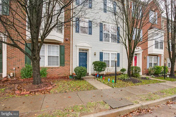 $3,300 | 13665 St Johns Wood Place, Herndon, VA 20171