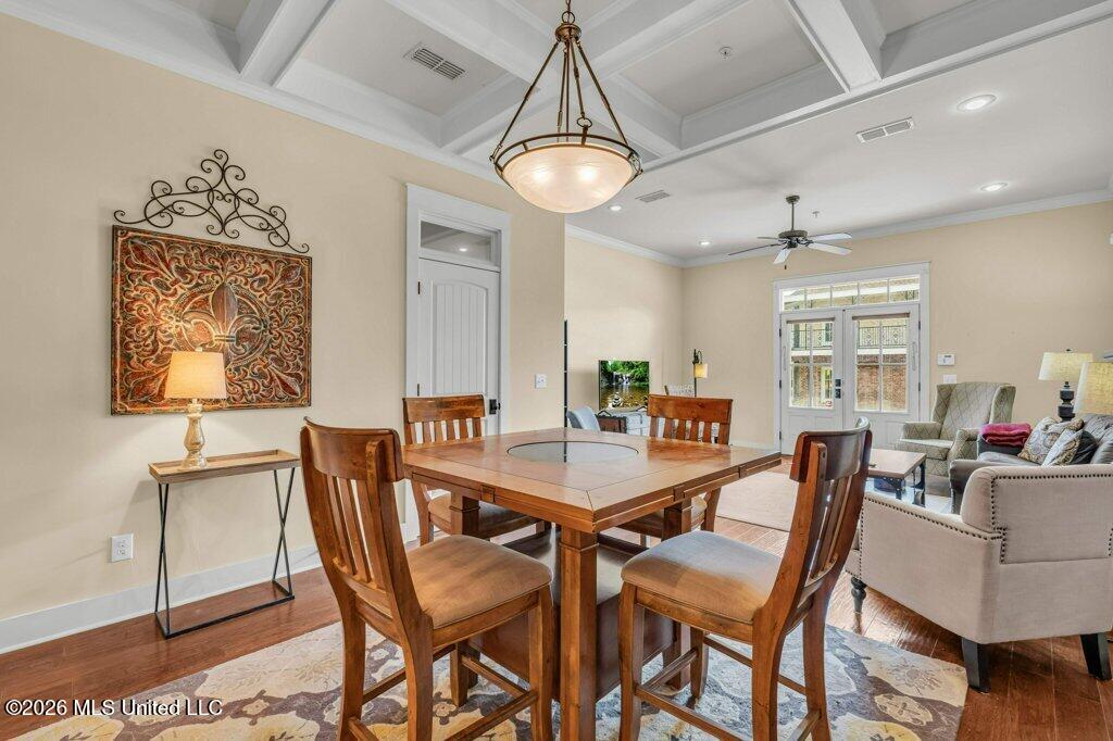 100 River Road, Unit 34 Starkville, MS 39759 - Photo 3 of 22 DINING TO LIVING