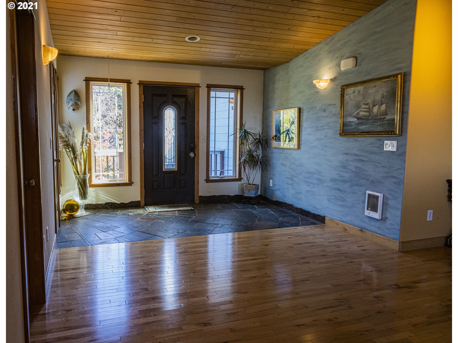 33982 Ophir Road Gold Beach, OR 97444 - Photo 12 of 20 Gallery Image 12