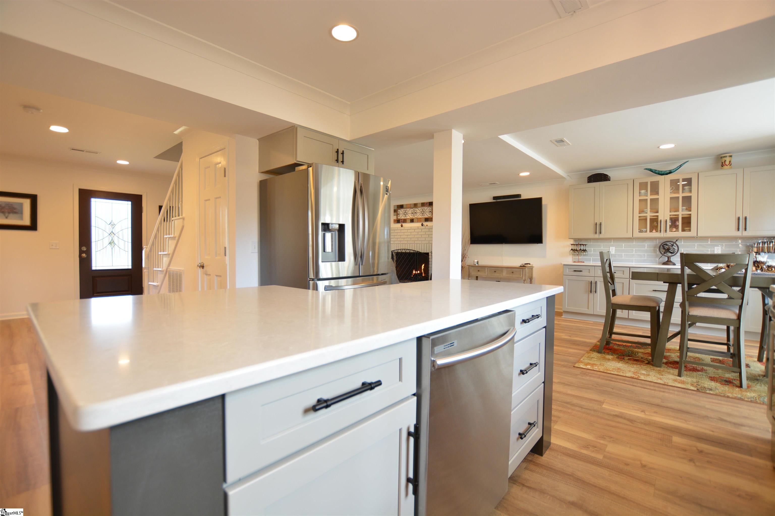 905 Brooks Road Mauldin, SC 29662 - Photo 18 of 36 Gallery Image 18