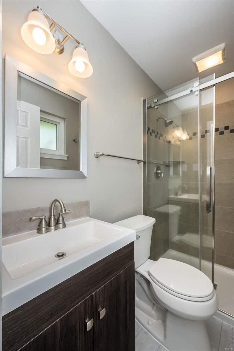 2149 Olde Winery Road St. Louis, MO 63129 - Photo 13 of 23